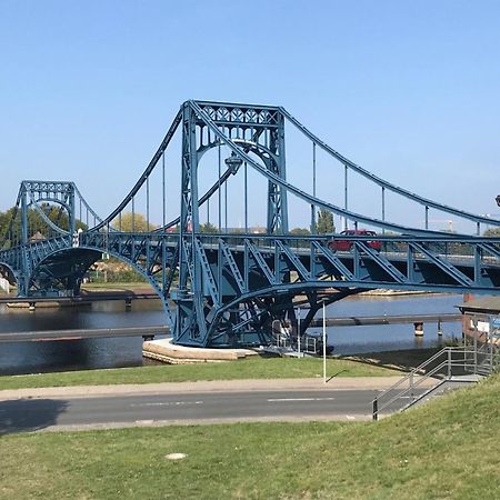 Kapitanswohnung Kaiser Wilhelm Brucke Wilhelmshaven Exteriör bild