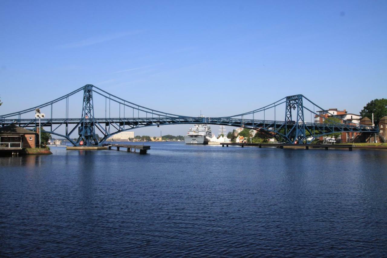 Kapitanswohnung Kaiser Wilhelm Brucke Wilhelmshaven Exteriör bild