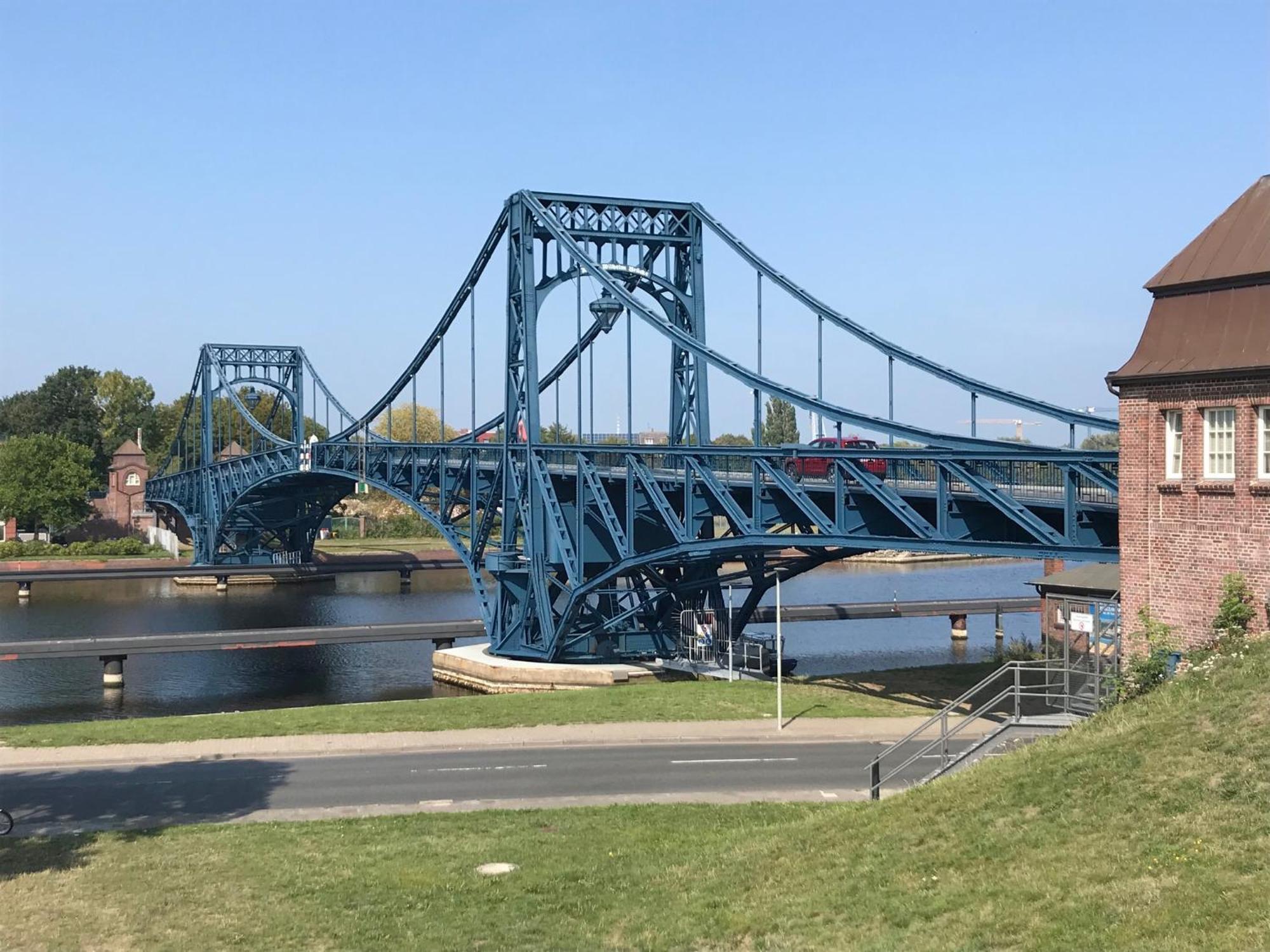 Kapitanswohnung Kaiser Wilhelm Brucke Wilhelmshaven Exteriör bild